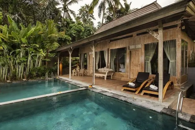 Pondok Sebatu Villa - Havuz