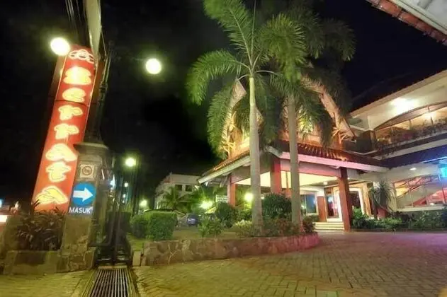 Pondok Serrata Convention, Boutique & Tourist Hotel - Dış Mekan