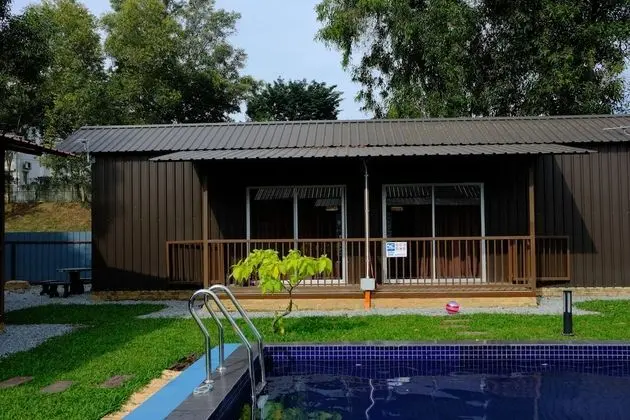 Pondok2 Cabin Stay Shah Alam - Havuz