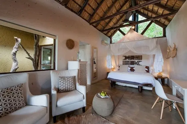 Pondoro Game Lodge - Oda
