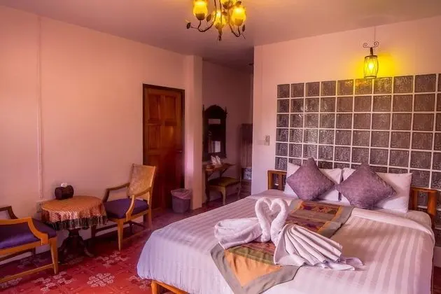 Pongphen Guesthouse - Oda