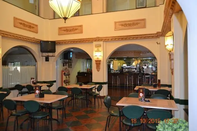 Hotel Poniente - Lobi