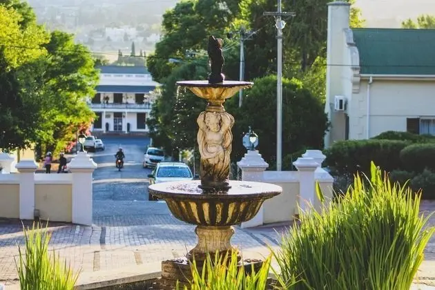 Pontac Manor Hotel - Dış Mekan
