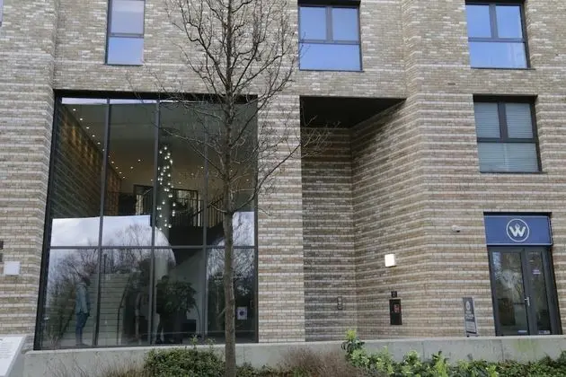 Pontoon Dock Apartment