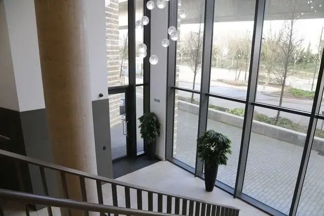 Pontoon Dock Apartment - Lobi