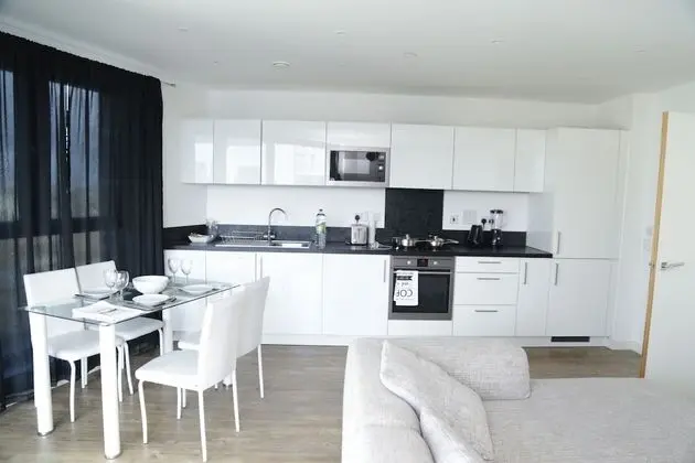 Pontoon Dock Apartment - Yerinde Yemek