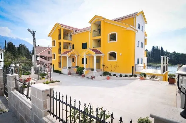 Pontus Luxury Apartments - Dış Mekan