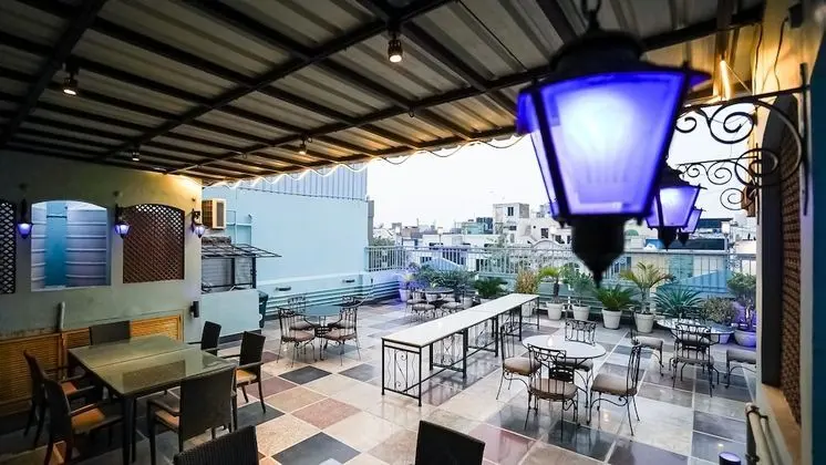 Hotel Pooja Palace - Yerinde Yemek