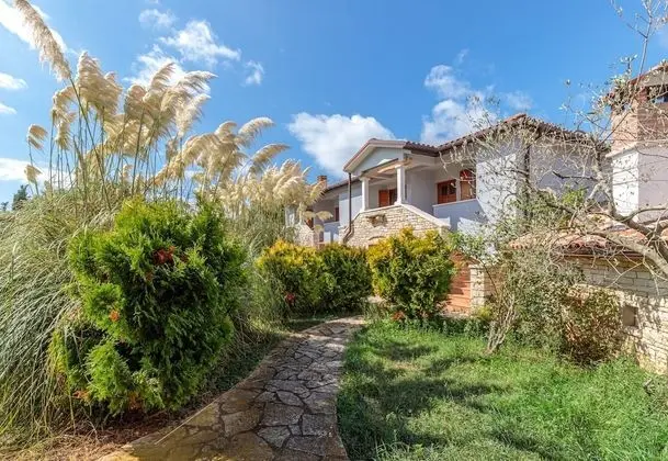 Pool & Fun House Betiga 1 With gym