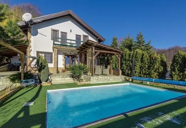 Pool House Milk And Honey