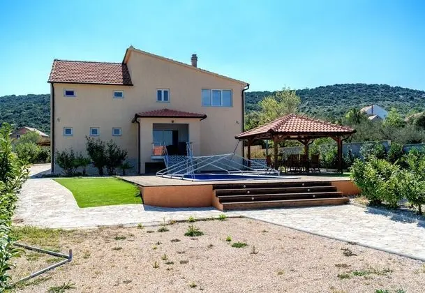 Pool Villa Julija With Gym and Sauna