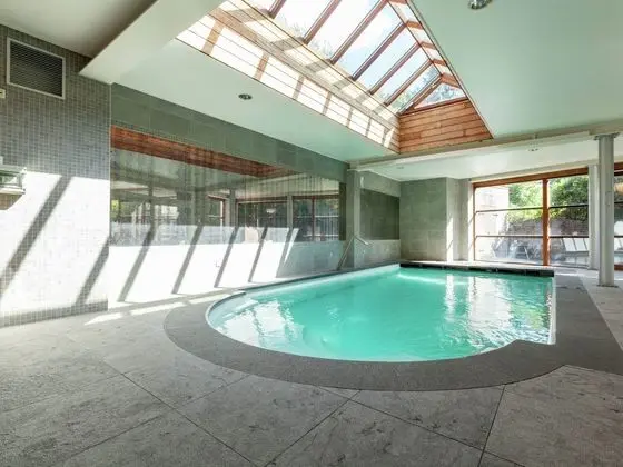 Villa With Pool and Sauna at Walking Distance From the sea - Havuz