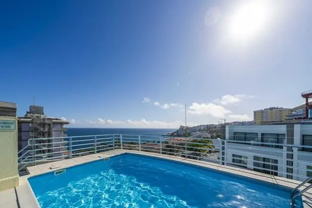 With Pool & sea View, Varandas do Lido I - Havuz
