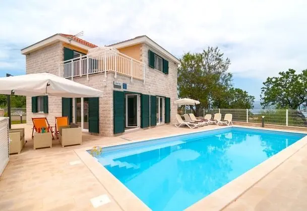Pool Villa Tin on Island Brač - Öne Çıkan Resim