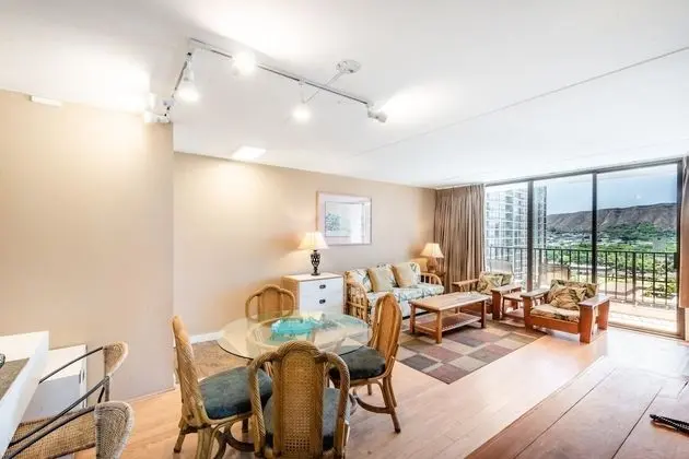 Pool View Condos at The Waikiki Banyan