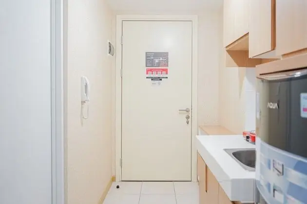 Pool View Studio Apartment at M-Town Residence - Mutfak