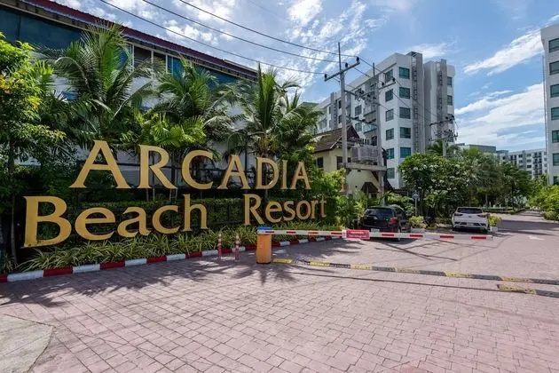 Pool Views De Luxe at Arcadia Beach Resort - Dış Mekan