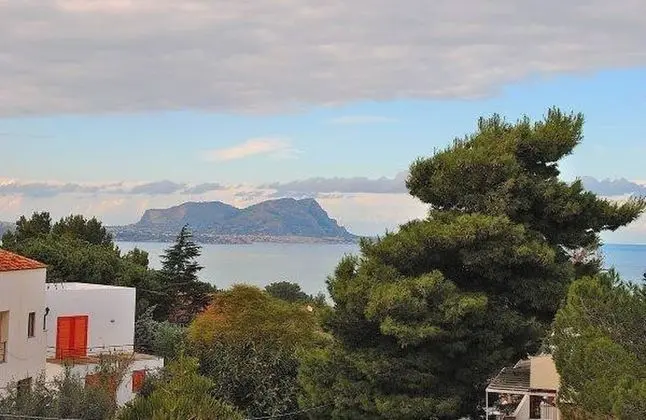 Villa With Poolgarden Near The Sea - Dış Mekan