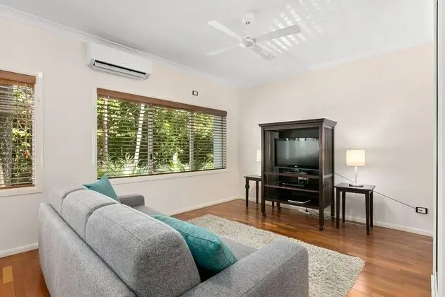 Poolside Apt. In Alamanda Resort 74 - Oda