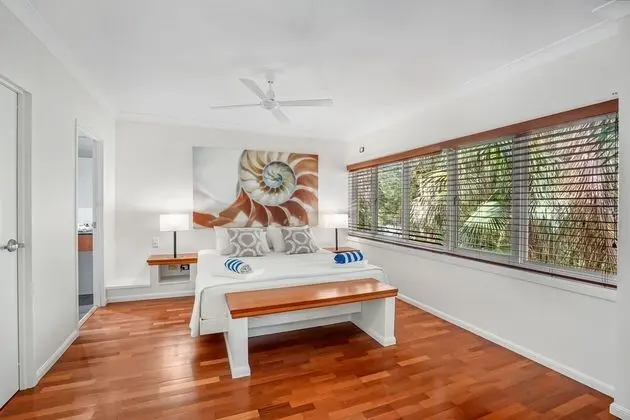 Poolside Apt in Alamanda Beachfront 77 - Oda