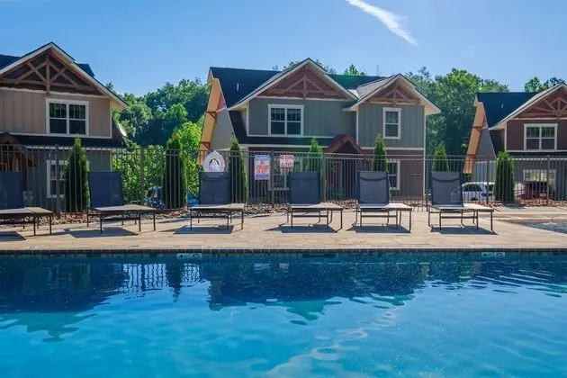 Poolside Paradise