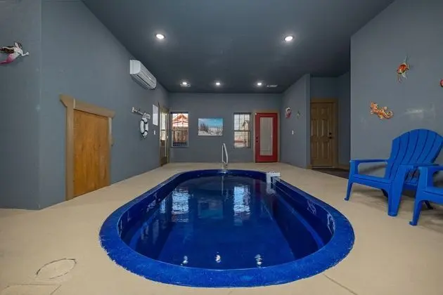 Poolside Paradise - Havuz