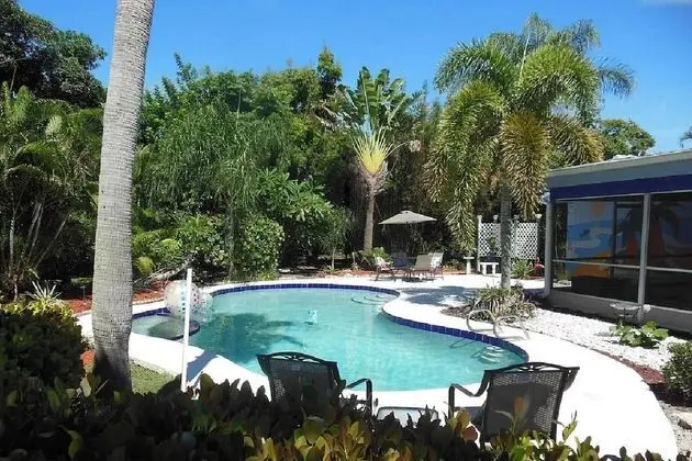 Poolside Retreat Boynton Beach