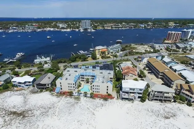 Poolside Villas By Panhandle Getaways