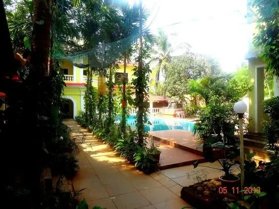 Poonam Village Resort - Havuz