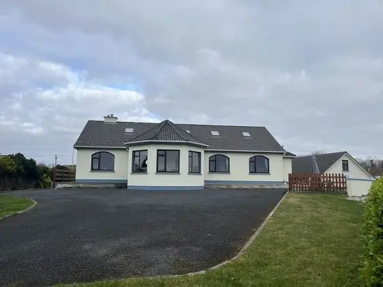 Pooreen House - 1