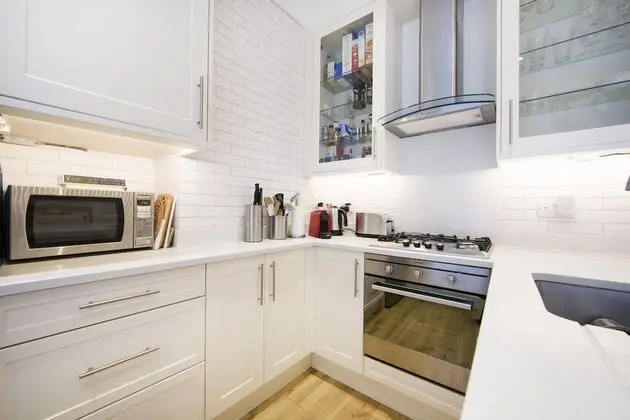 Popular and Charismatic Apartment a Short Walk to The Thames - Mutfak