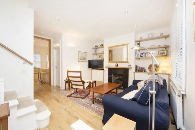 Popular and Charismatic Apartment a Short Walk to The Thames - Öne Çıkan Resim