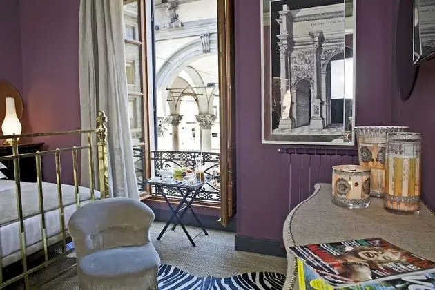 Porcellino Gallery - Öne Çıkan Resim
