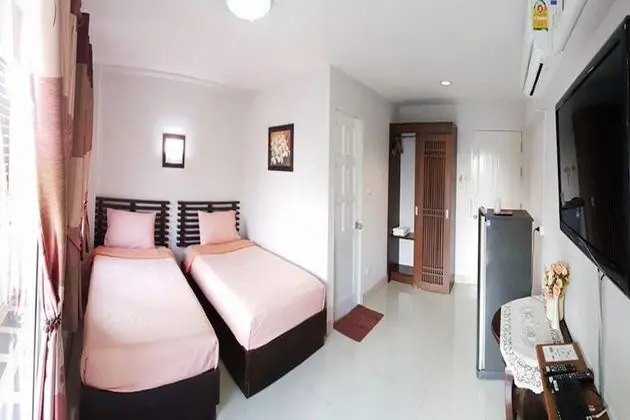 Pornkasem House