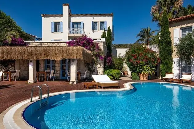 Port Alacati Hotel - Havuz