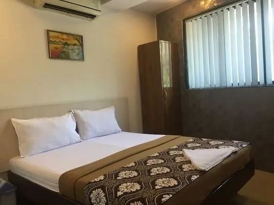 Port Hotel