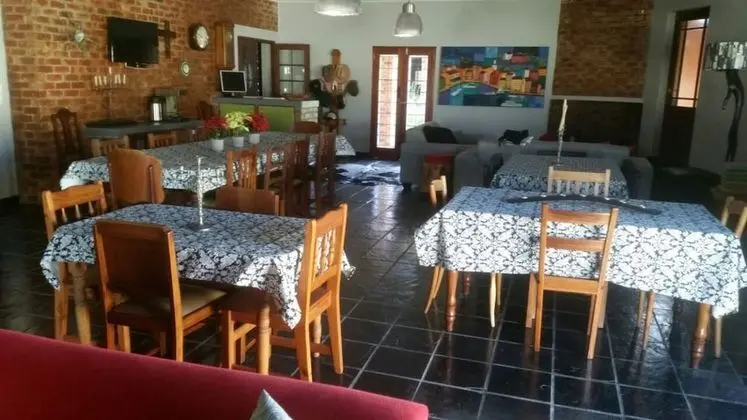 Port Del Mar Luxury Guesthouse - Yerinde Yemek