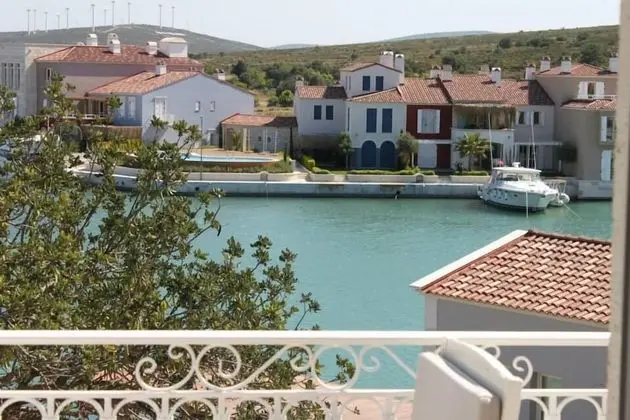 Port Villa Deniz
