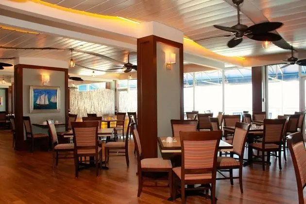 Port-O-Call Hotel - Yerinde Yemek