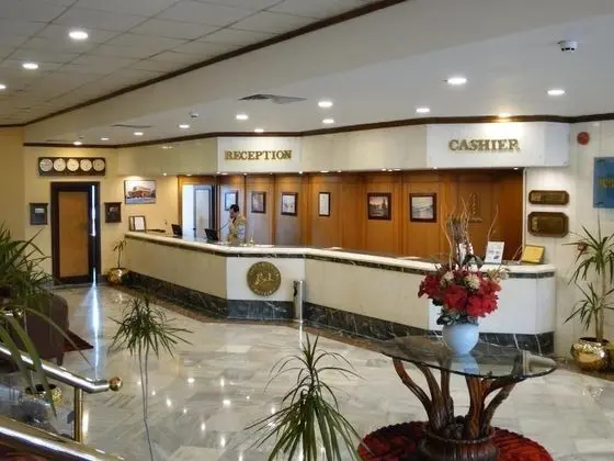 Port said Hotel Misr Travel - Lobi