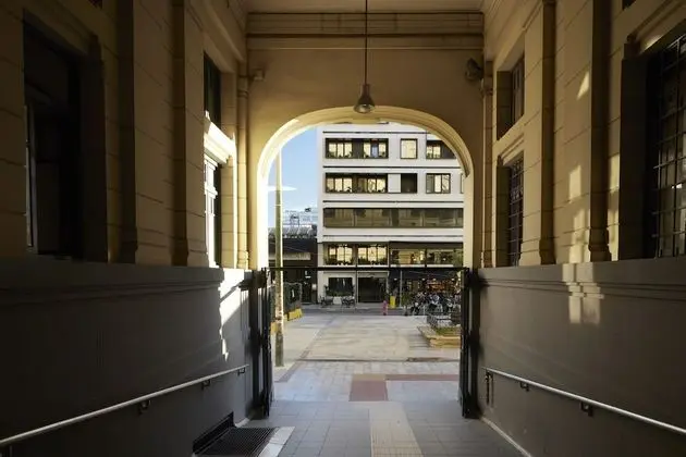 The Port Square Hotel - Dış Mekan