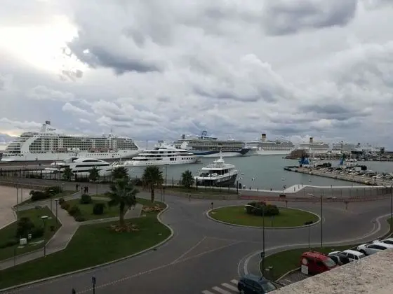 Port View Guest House