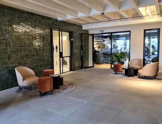 Hotel Porta Cite - Lobi