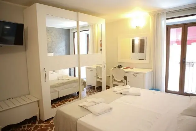 Porta Nazionale Dependance