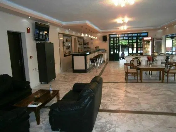 Portego Hotel & Apartments - Lobi
