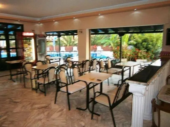 Portego Hotel & Apartments - Yeme / İçme