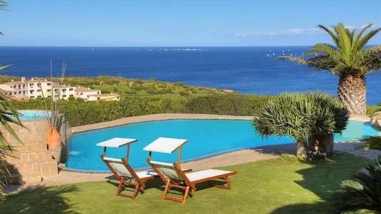 Porto Cervo Luxury Villa With Private Pool and Magnificent View - Oda