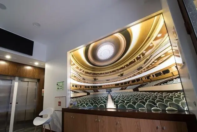 Porto Coliseum Hotel - Lobi