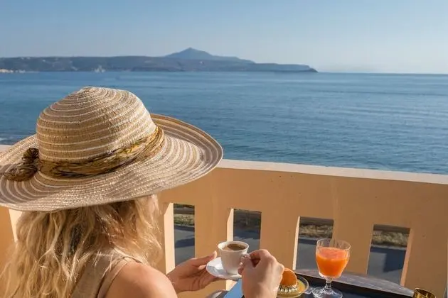 Porto Kalyves Seaside Apartments