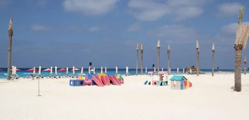 Porto Matrouh Beach Resort - Plaj